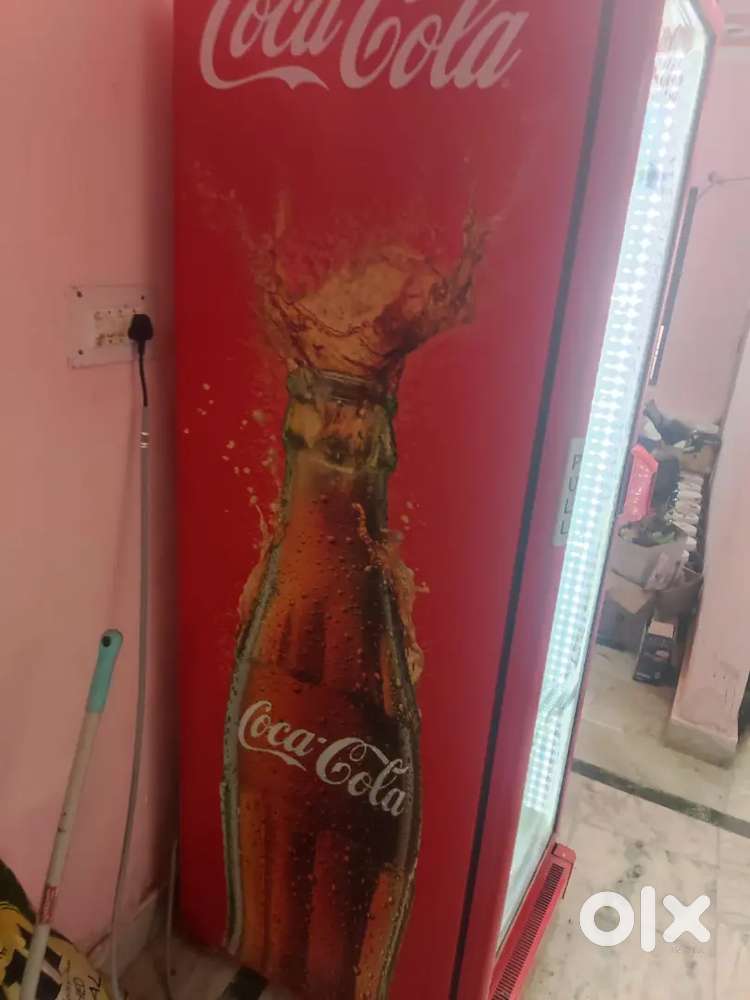 Commercial refrigerator