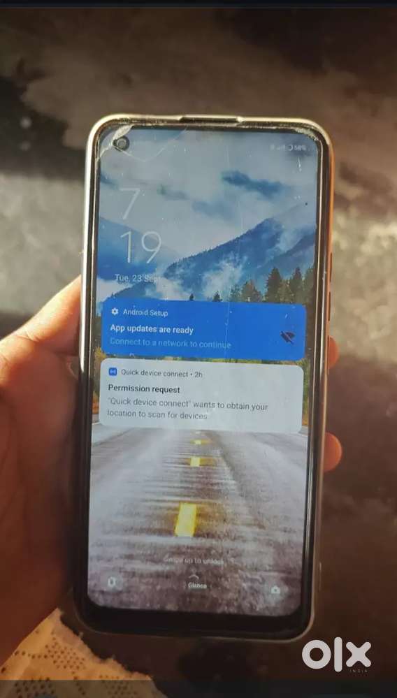 Realme 8 6gb ram and 128 internal storage