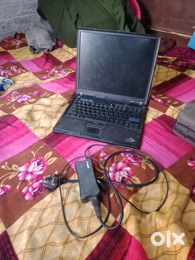 Laptop lenovo t60 old model vintage