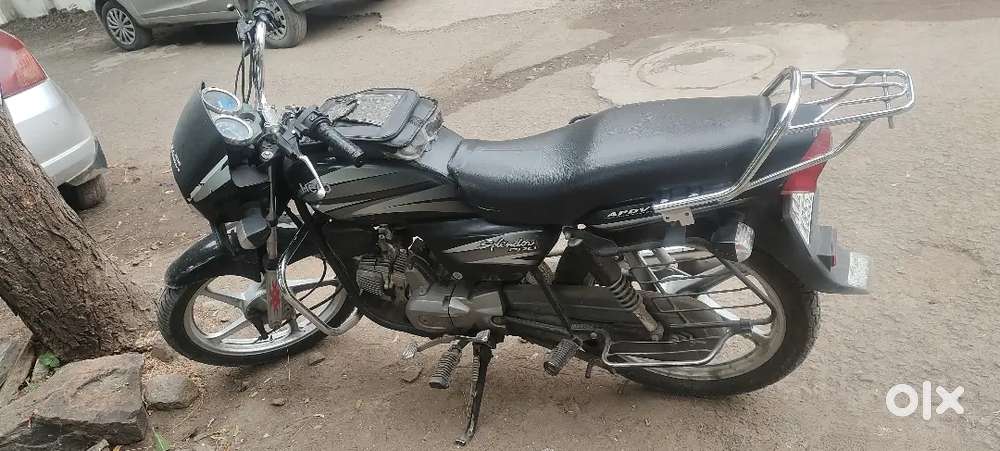 Splendor Pro Self Start is selling to purchase a new one