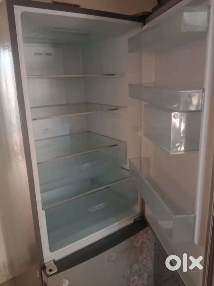 haier fridge double door new like condition
