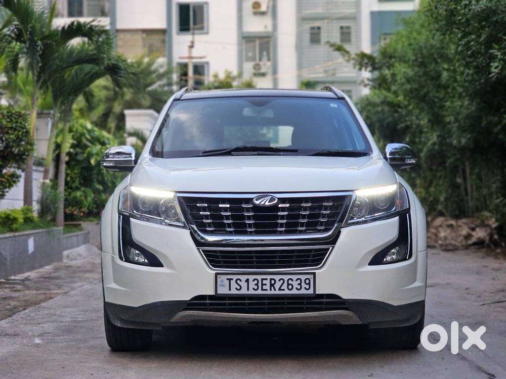 Mahindra XUV500 W11 Option, 2019, Diesel