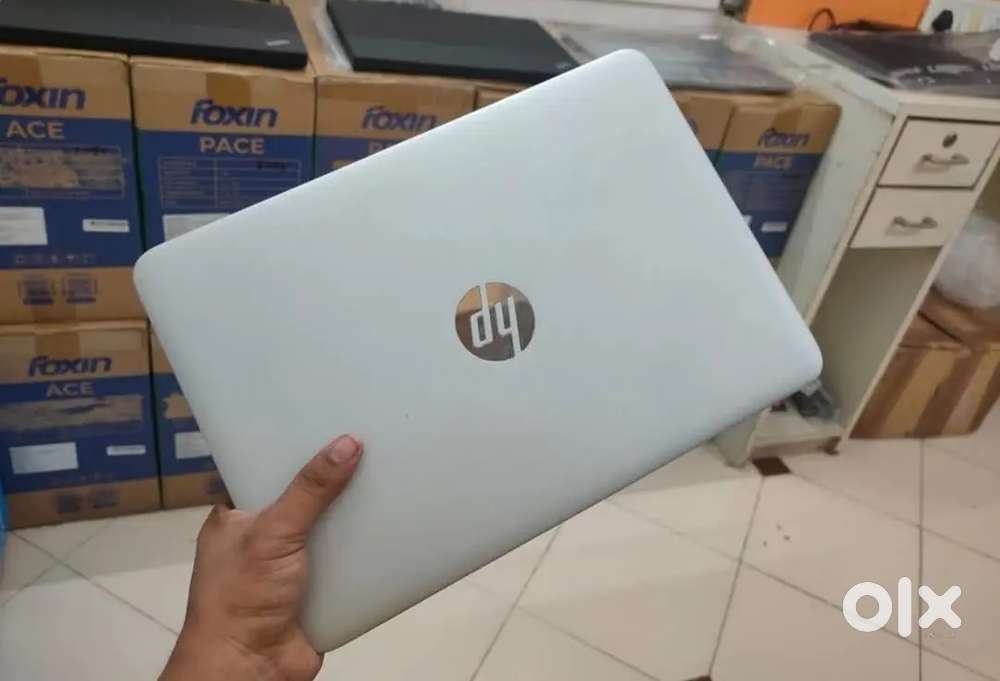 Hp 820 g3 laptop for sell 9800