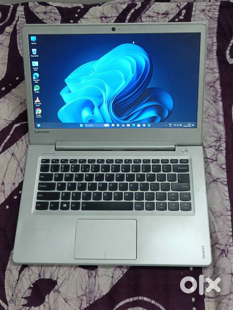 Core i5 Lenovo 7th gen slim Laptop 8gb 256gb SSD Home used condition