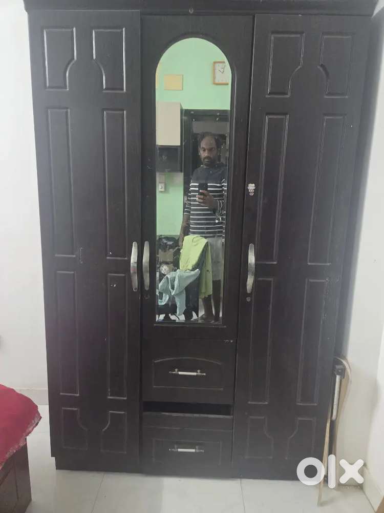 Wardrobe and computer table