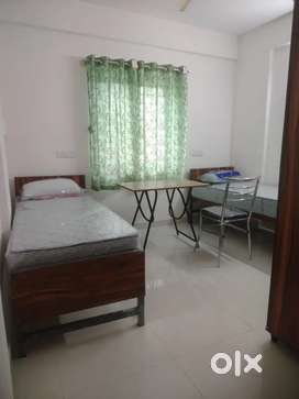 Ladies pg for sale in Prasanth layout