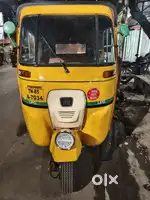 BAJAJ AUTO RE COMPACT 2S