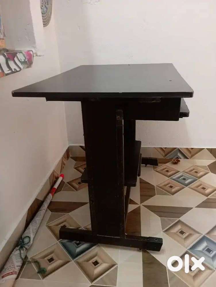 Computer table and study table