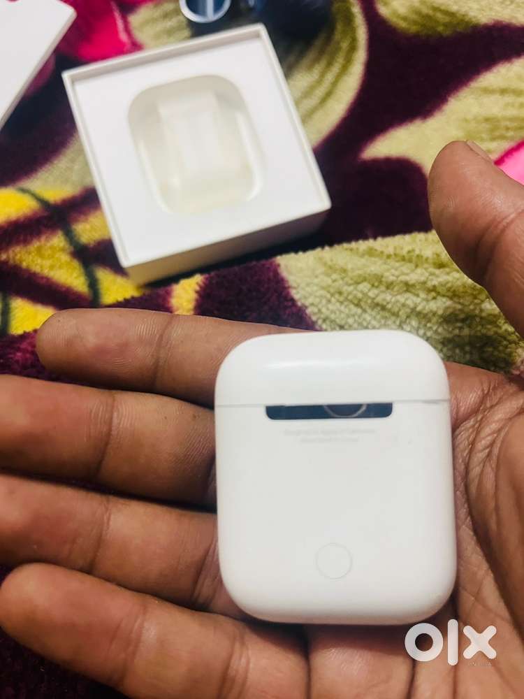 Apple airpods 2nd genration