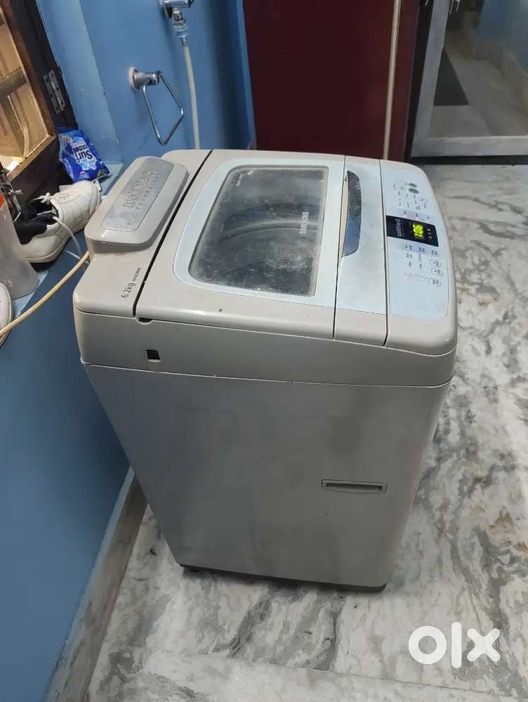 LG Washing machine in working condition