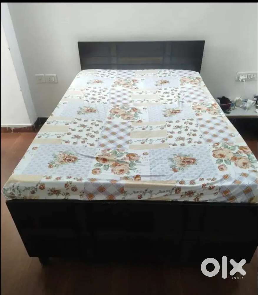 6*4 bed and mattress