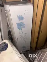 Ac in perfect condition with warnty 1 year