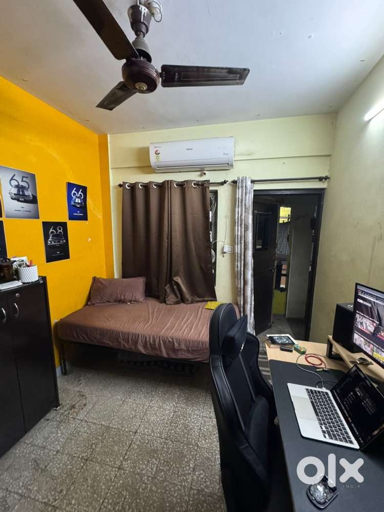 2 bhk fully furnished flat