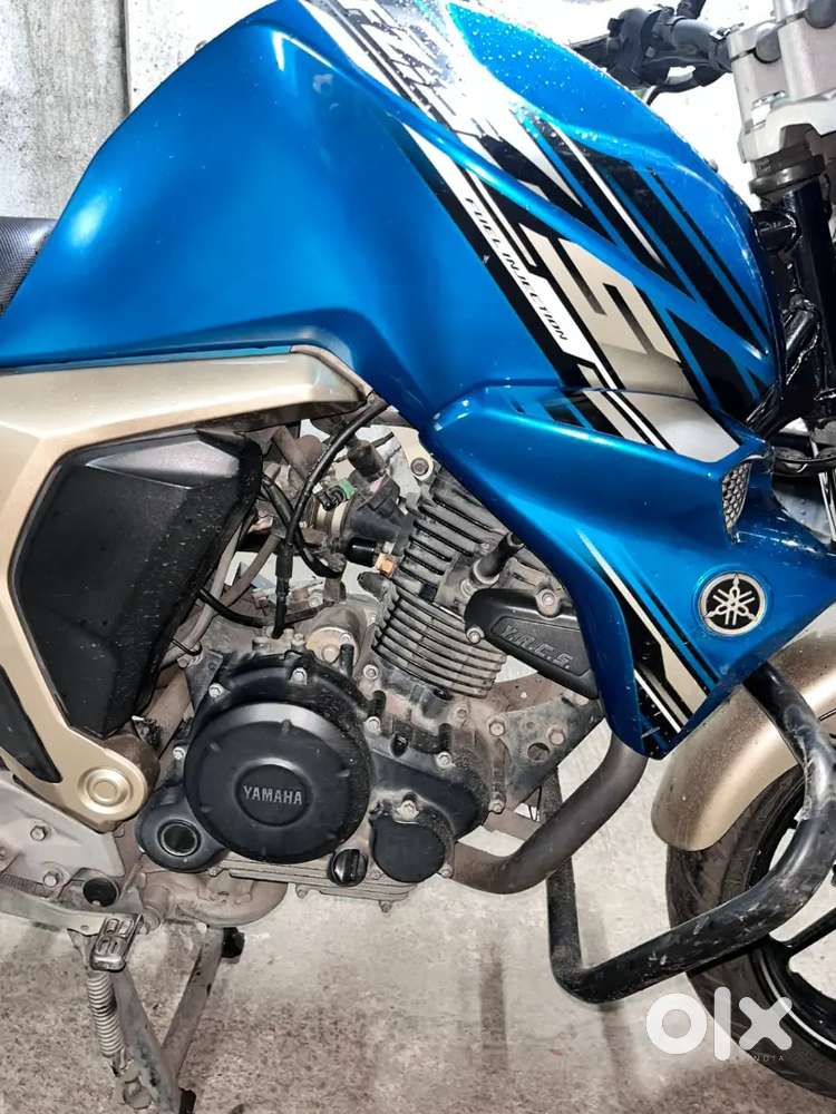 YAMAHA FZS V 2.0