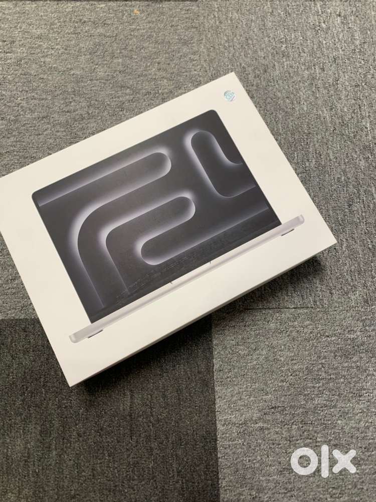 Macbook pro M5chip/2025/24GB/1TB/Brand New Laptop/With Apple warranty