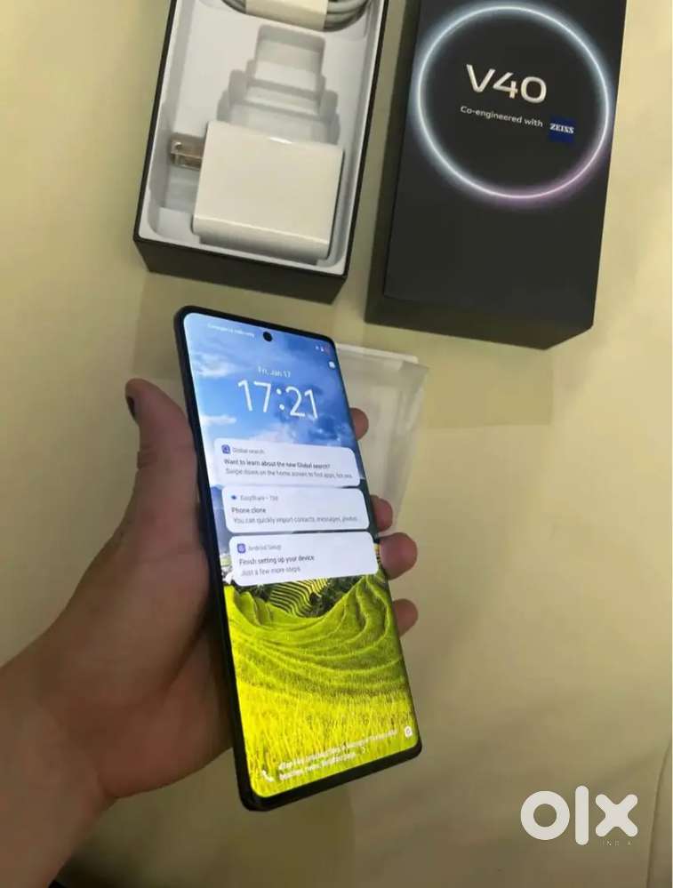 Vivo v40 5G 12gb Ram 256 GB internal