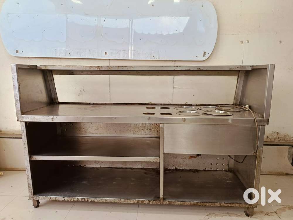 Urgent sale. Complete hotel setup in stainless steel (SS) is for sale.