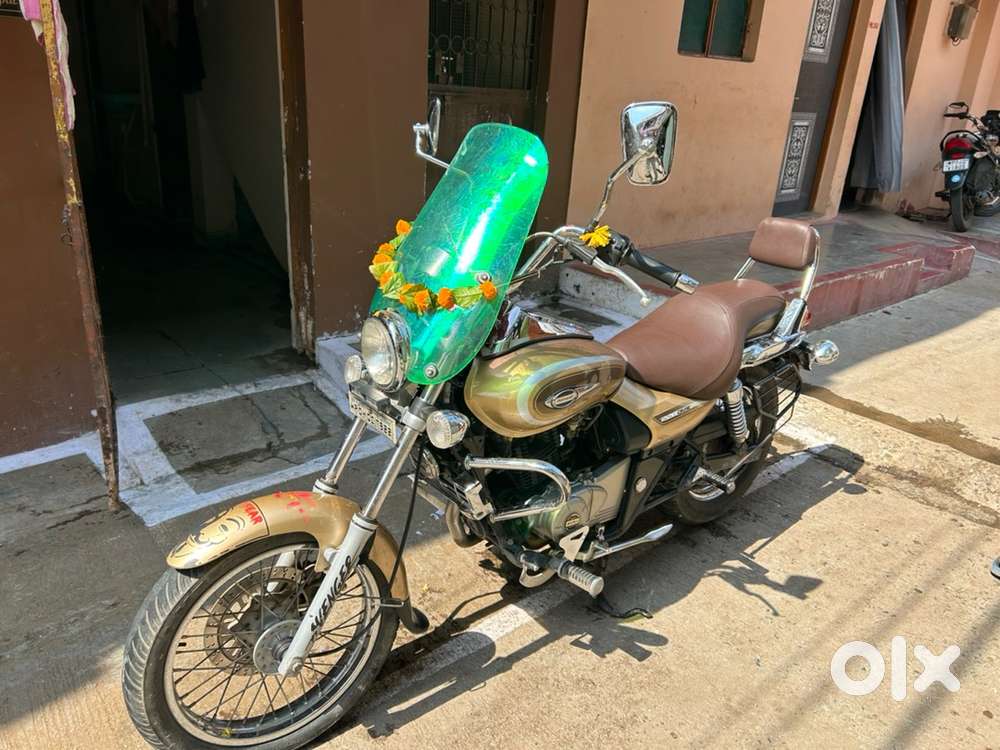 Bajaj Avenger Cruise 220