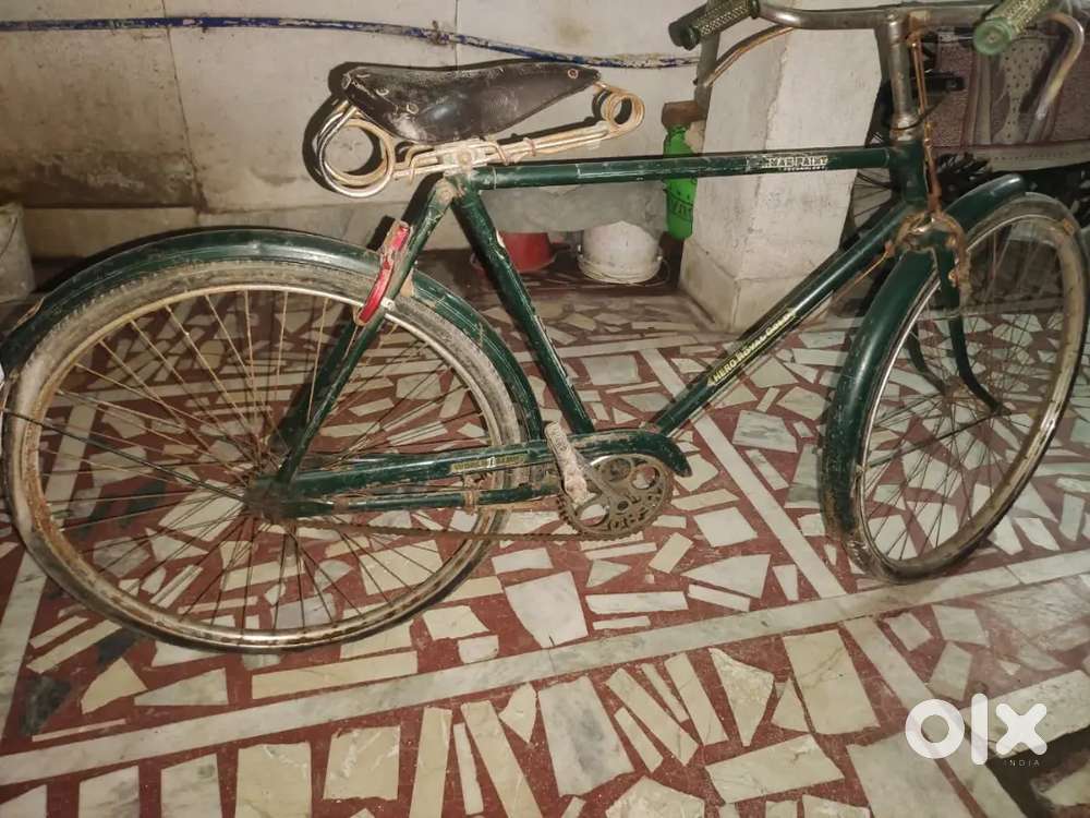 Hero old model bycycle