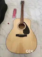 Yamaha Acoustic Guitar F280 NT