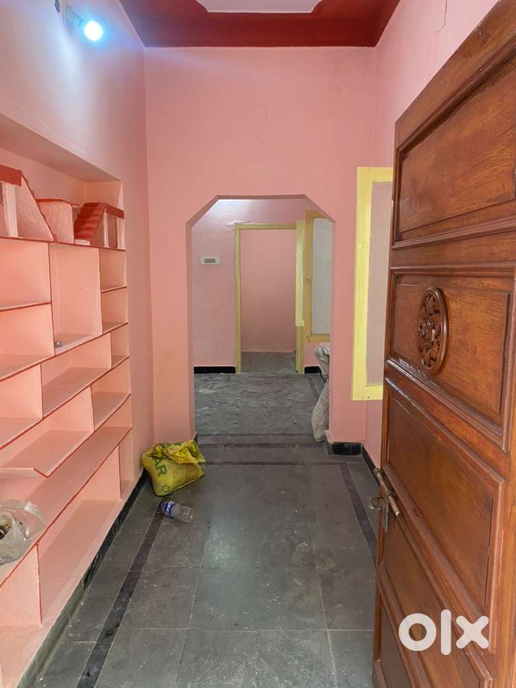 100 square yards house for sale