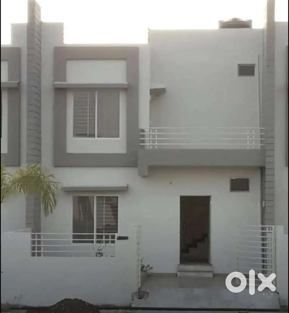 Beautiful duplex house eith front and back open space, 3 bhik