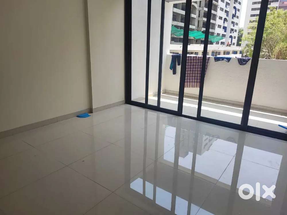 Flat for sale in kumar pebble park hadapsar