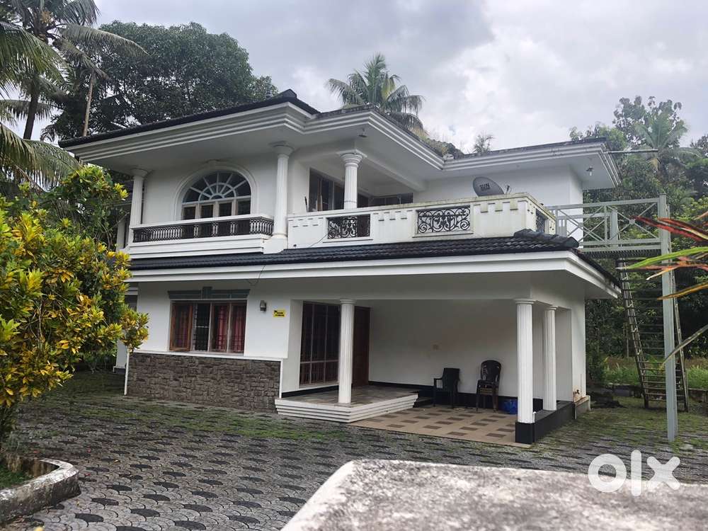 കോതമംഗലം  കവളങ്ങാട്