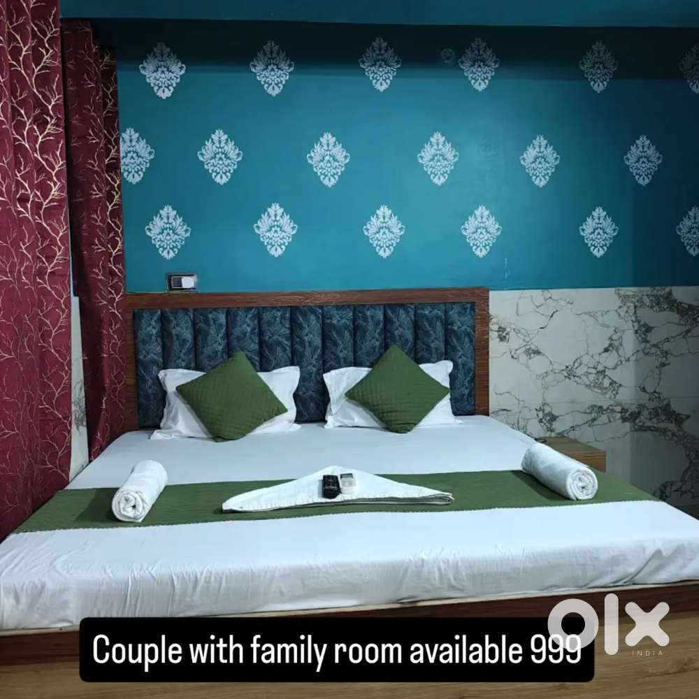 Hotel room booking ke liye sampark kare