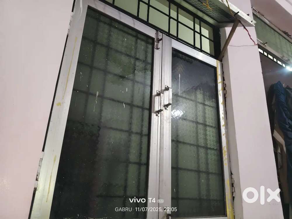 Civil line.. haldiram chauraha ke pass