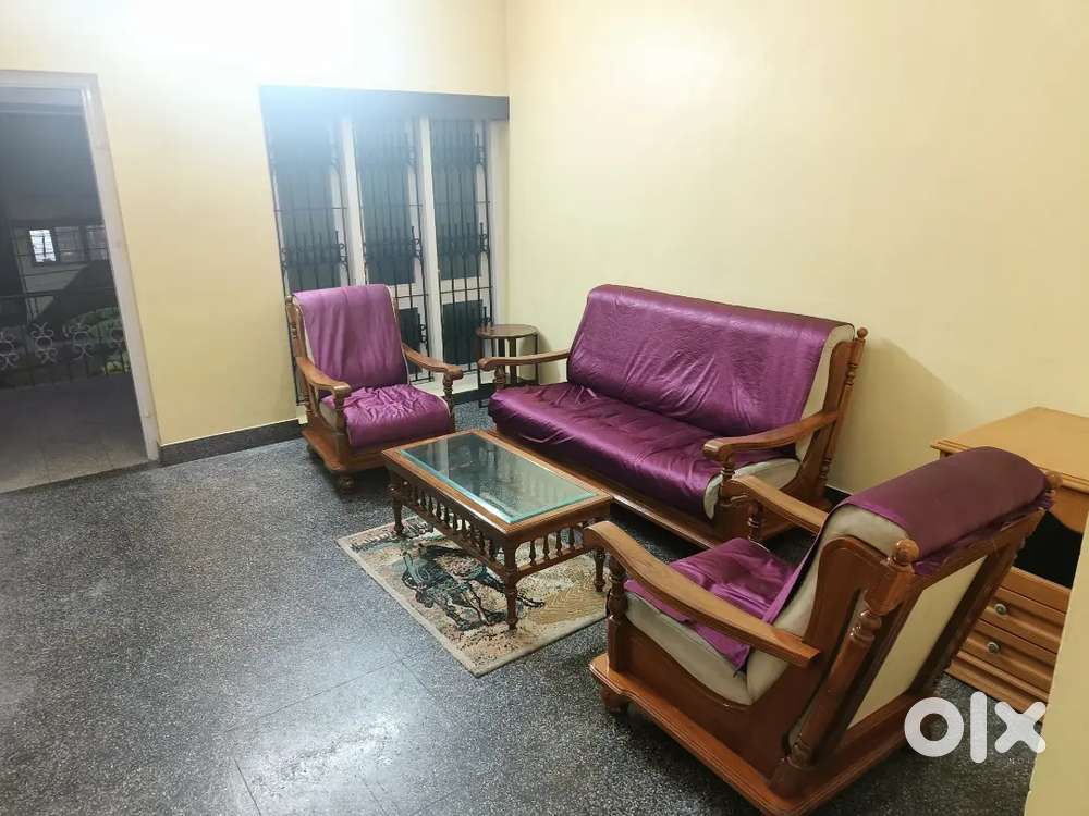 House for rent at Pillaveedu Nagar Kesavadasapuram.