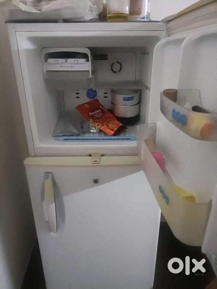 Double door fridge