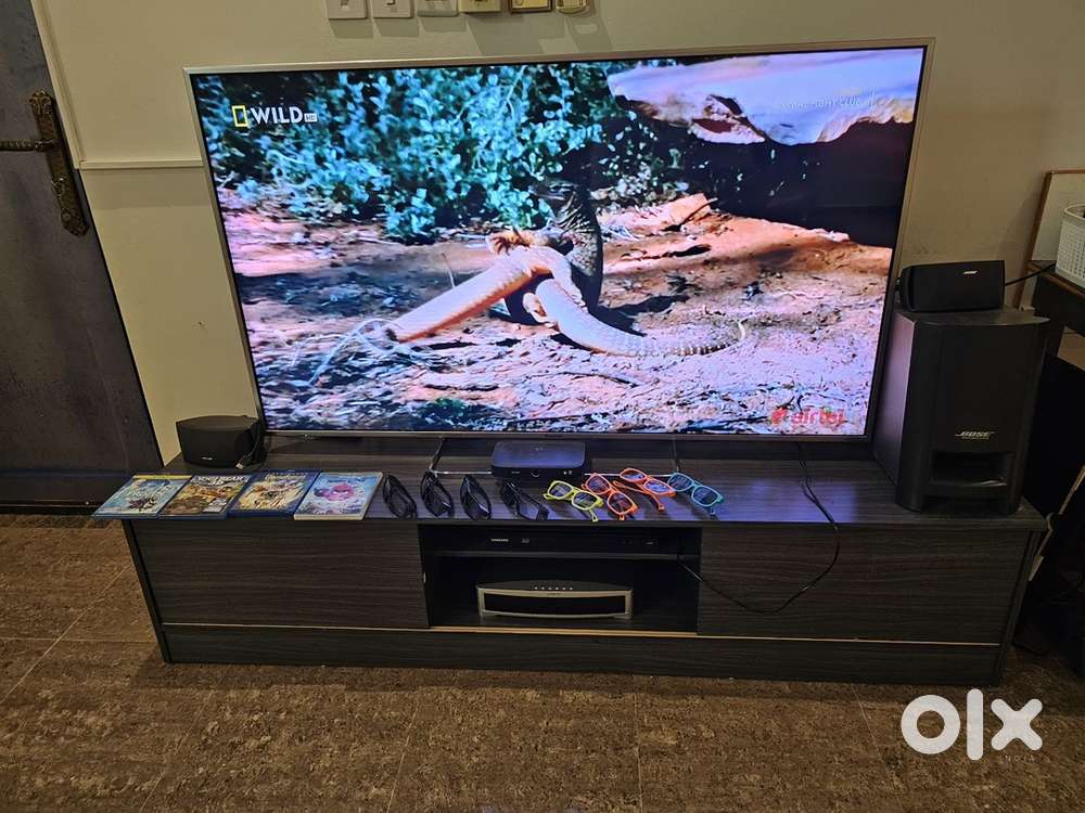 Panasonic 3D Tv 60” 8/3D glasses