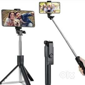 Bluetooth Selfie Stick Tripod