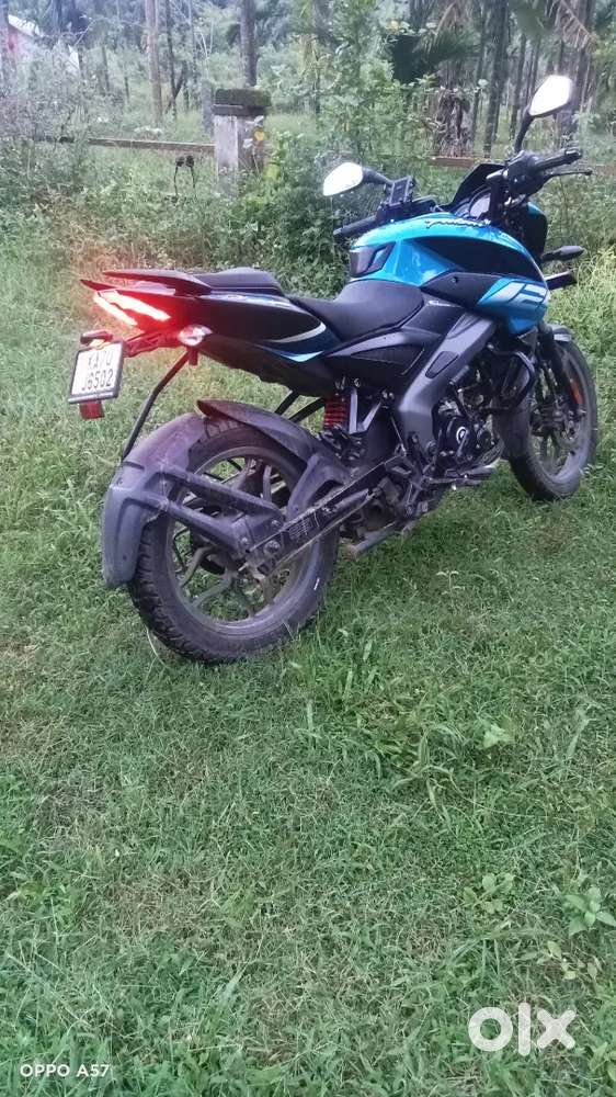 Sparkle blue neatly maintained with lot of added features