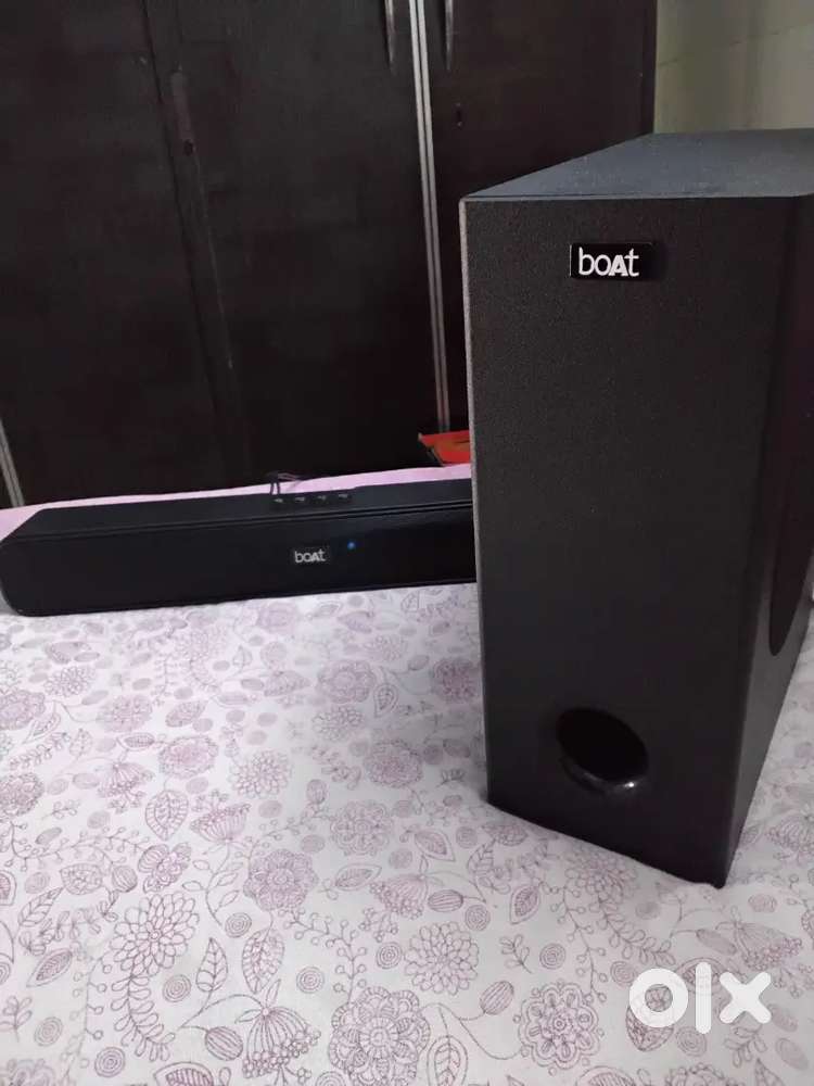Boat A1040 Brad new speaker urgent sell