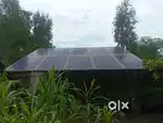 Solar panel with 10 panels and 4 batteries for sale