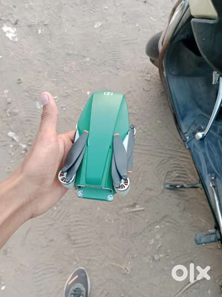 Izi drone with 4k camera and gps 4 km range
