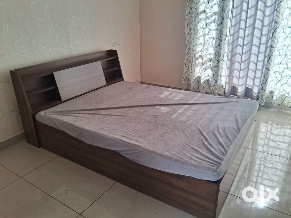 1Rk Furnished in Sunny Enclave-124