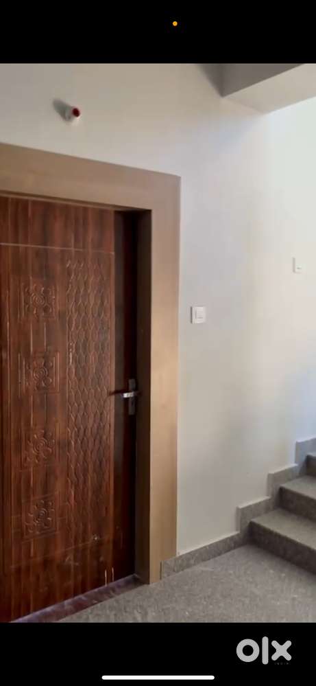 4bhk Semi Furnished Flat at Valencia Apartments for rent