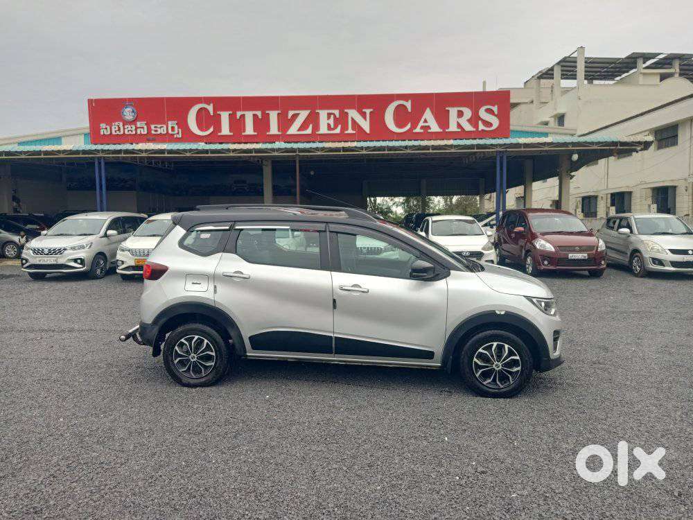 Renault Triber RXT, 2022, Petrol