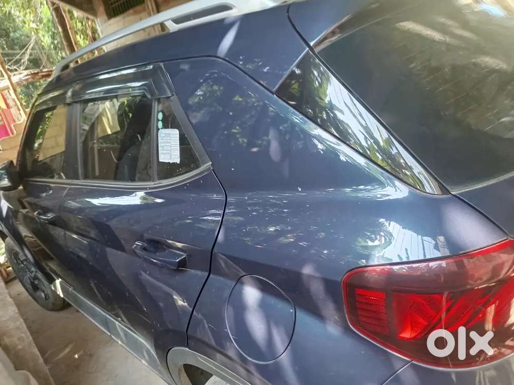Hyundai Venue 2021 Diesel 7500 Km Driven