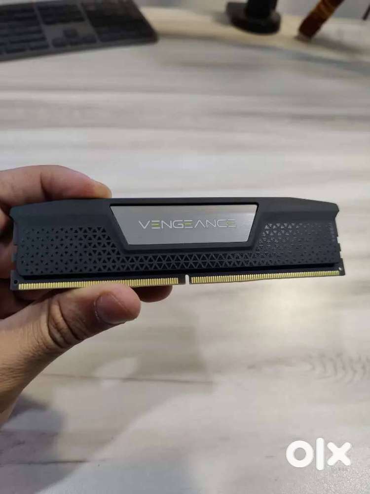 16GB DDR5 Corsair Vengeance RAM