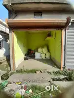 Shop selling