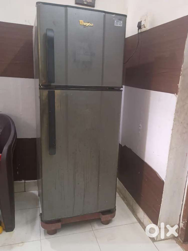 Old whirlpool fridge