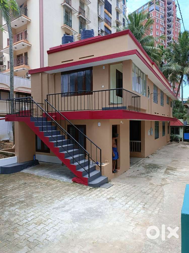 Property for Commercial Space rent in the Heart of [City/Neighborhood]