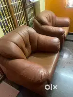 Tan brown 3 + 2 sofa set (3seater + 2 single sofas) for sale