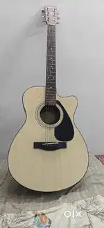 Acoustic guitar yamaha fs80c