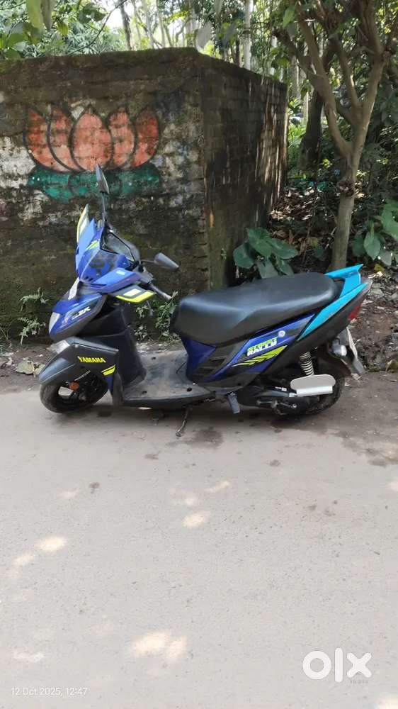 Yamaha ray zr street rally bs4