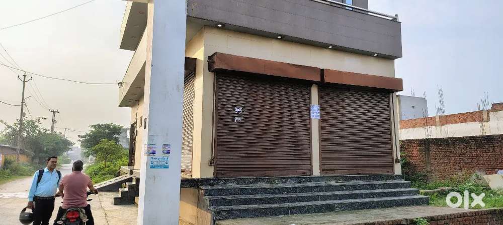 On Road Shop/ Office And Basement Rental Available